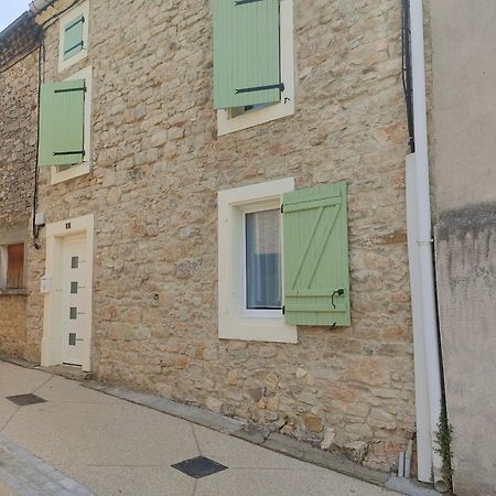 Gite Chaleureux Au Coeur Du Village Roquetaillade Exterior photo
